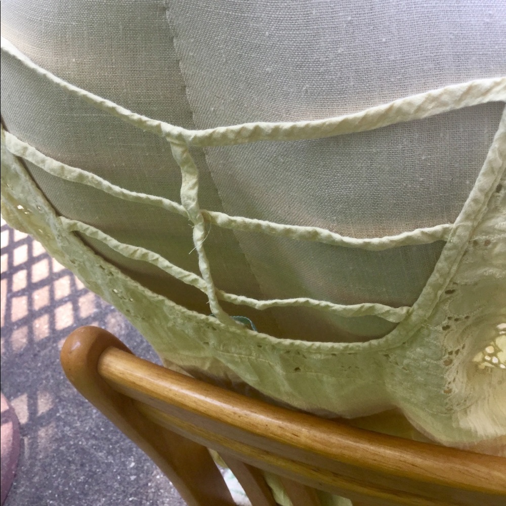 Cap-sleeve tank - Picture 2 of 2